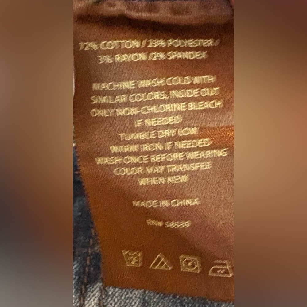 Kut from the Kloth Medium Wash Cropped Jeans - Picture 4 of 5